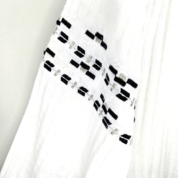 New Directions Cotton Tunic Top. White And Black. 2X - Picture 4 of 10